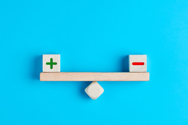 The Advantages and Risks of Closed-End Funds