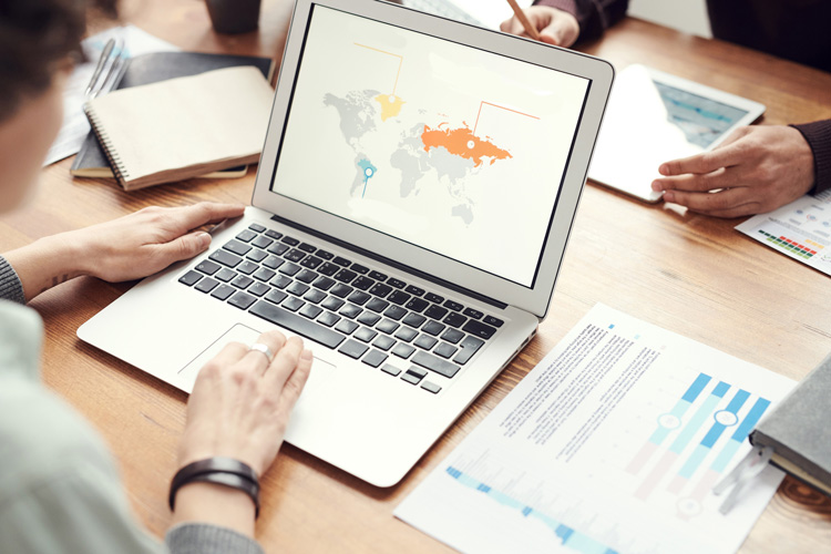 The Benefits and Risks of International Stock Funds
